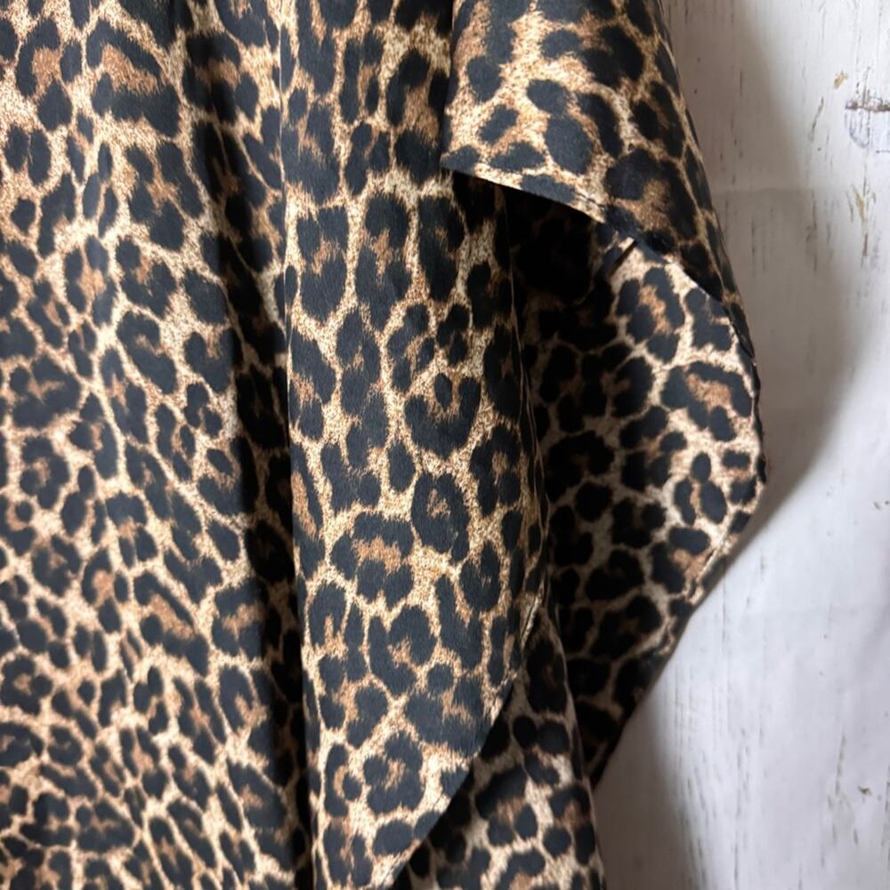 Michael Kors Women’s Animal Flowy Print Poncho Sz SM - Picture 6 of 12